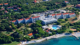 Ai Pini Resort