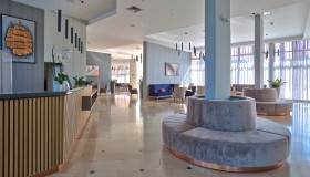 Arena Hotel Holiday