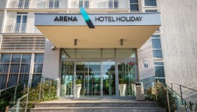 Arena Hotel Holiday
