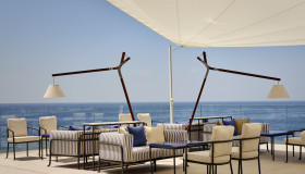 Lobby bar