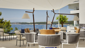 Lobby bar
