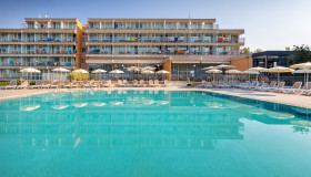 Arena Hotel Holiday_Beaches&Pools