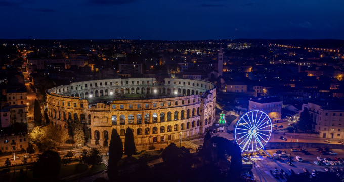 Advent by the Sea: A Magical Winter in Pula & - ArenaHotels